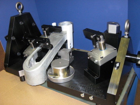 pneumatic clamping workholding fixture
